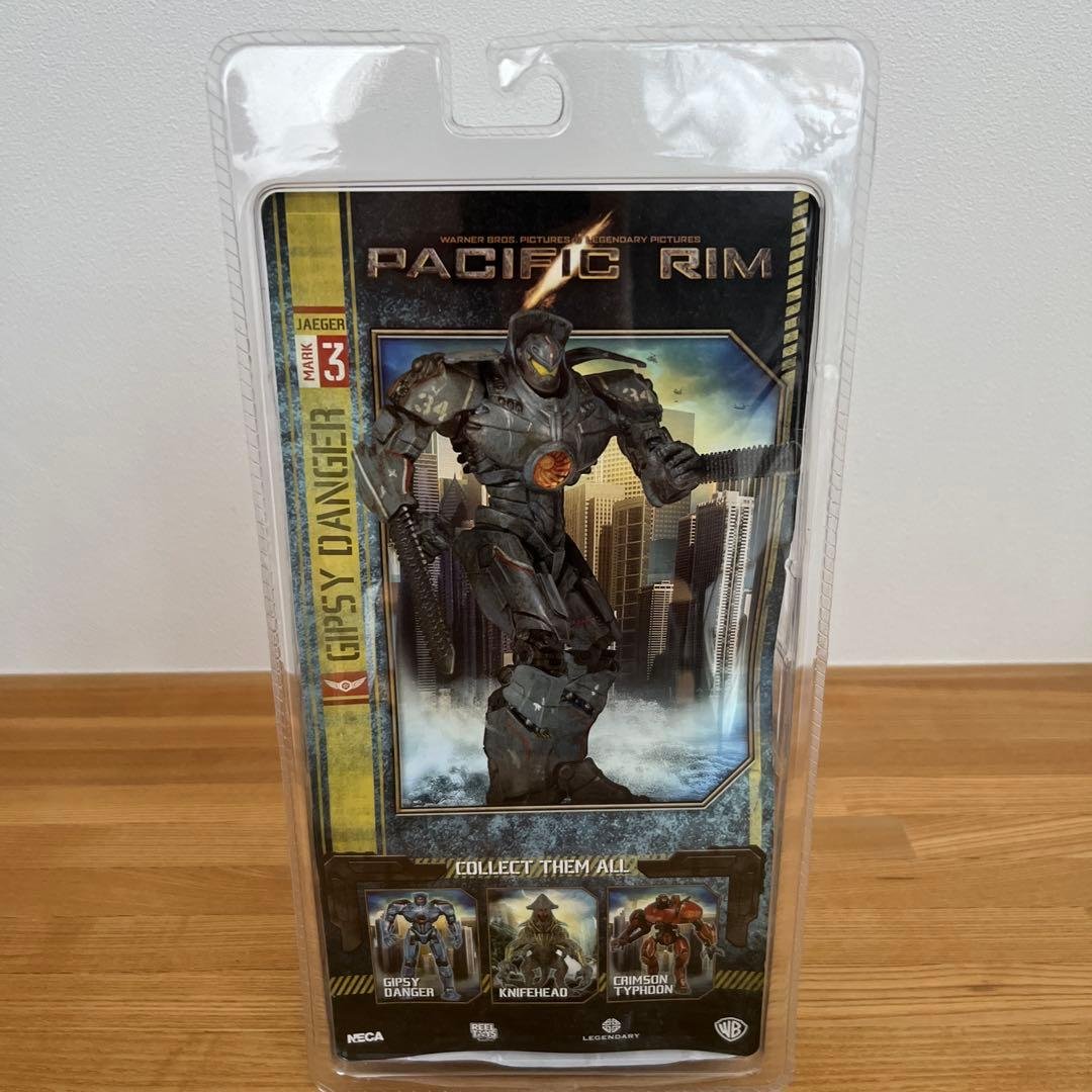 NECA 『パシフィック・リム』 ジプシー・デンジャー (バトルダメージ