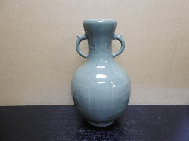 三田青磁耳付花器　保存箱　MA79