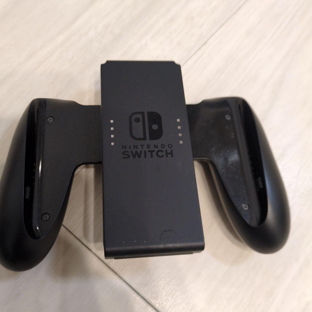 L*n様 Nintendo Switch 本体 + ジョイコン + ゲームソフト